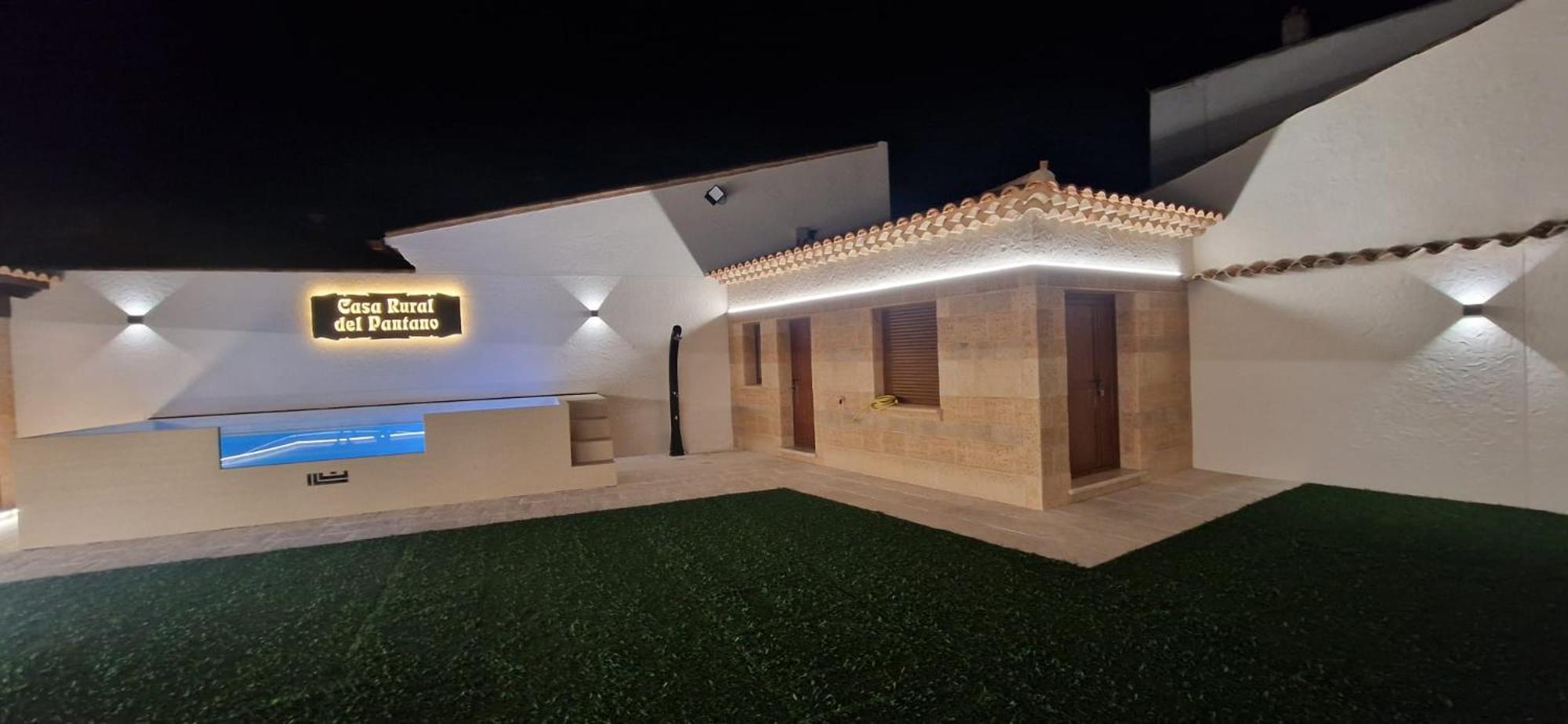 Casa Rural Del Pantano 4 Estrellas Buenache de Alarcon Dış mekan fotoğraf