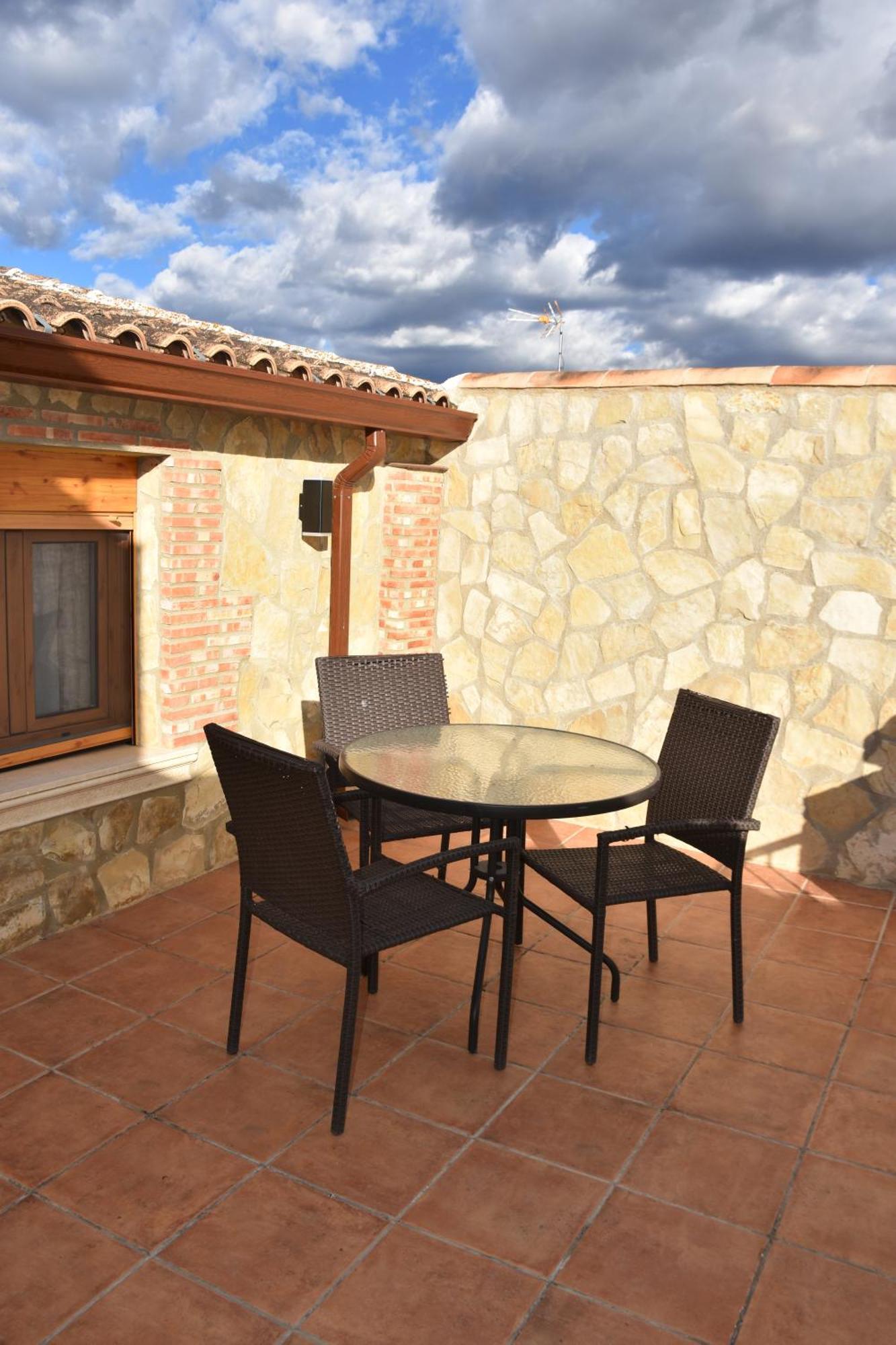 Casa Rural Del Pantano 4 Estrellas Buenache de Alarcon Dış mekan fotoğraf