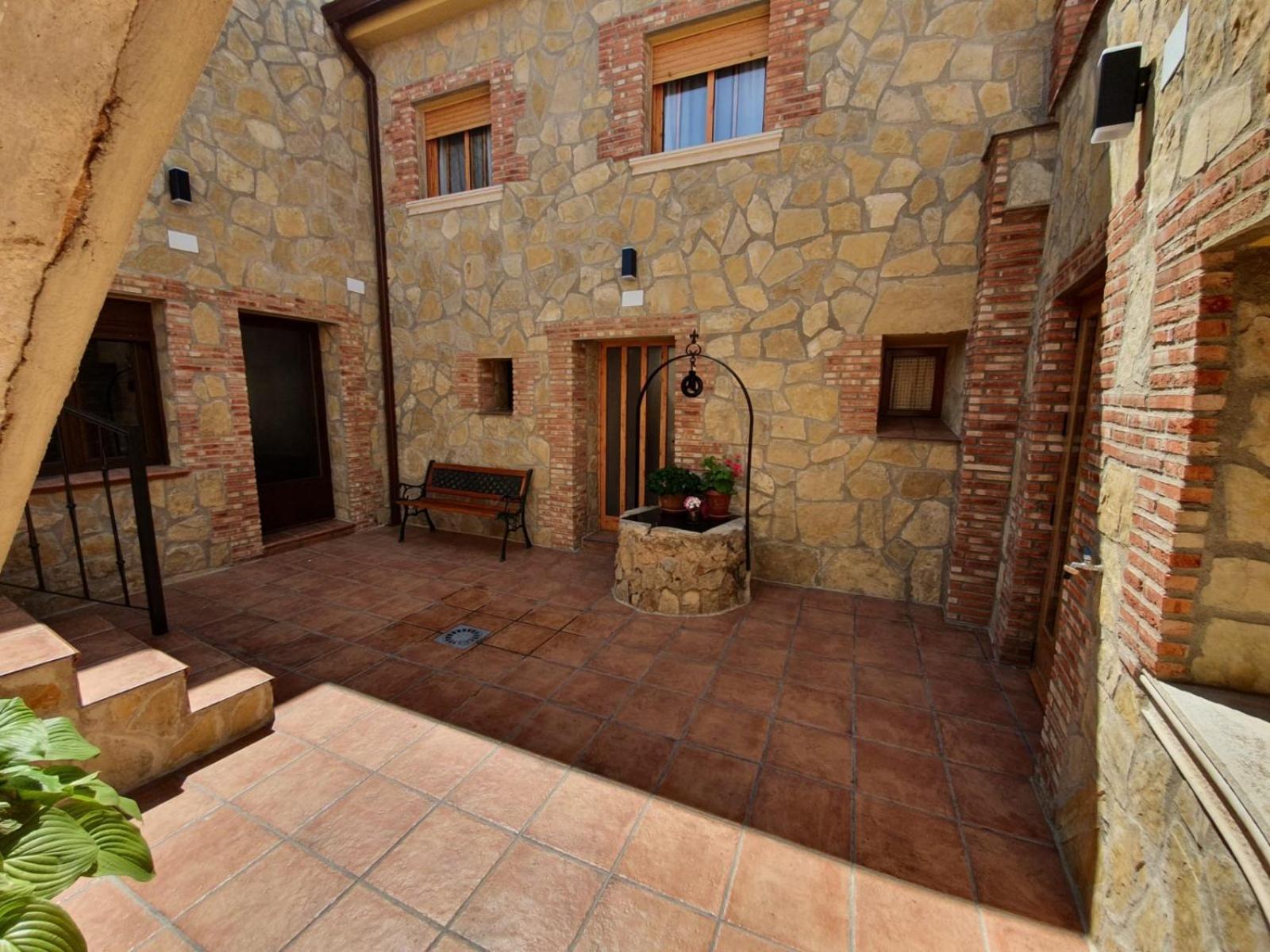 Casa Rural Del Pantano 4 Estrellas Buenache de Alarcon Dış mekan fotoğraf